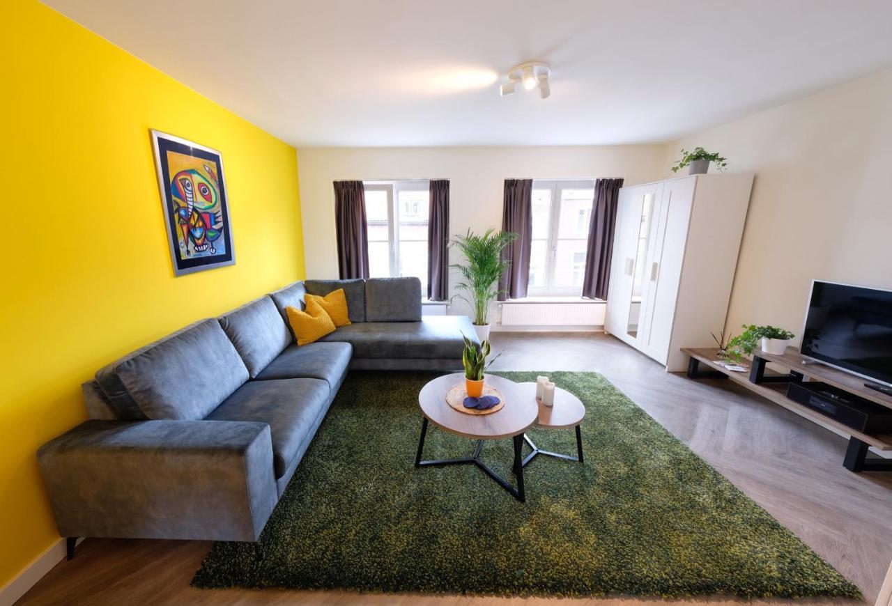 Fantastic 90m2 Two-bedroom With Terrace - Wa7b Apartment